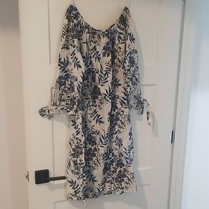 Elegant Blue Floral Long Sleeve Dress